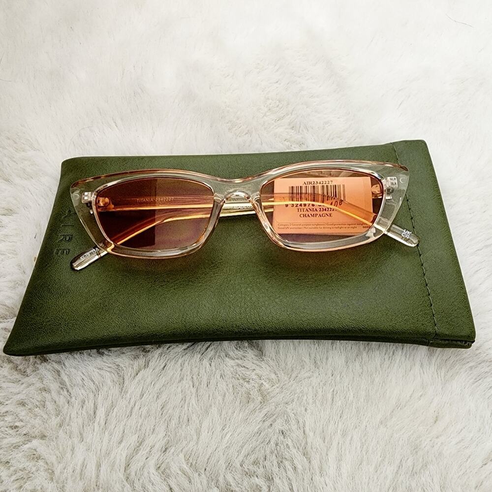 AIRE Titania Sunglasses Champagne Pink Tint Cat Eye NWT Revolve Small Fit - Picture 4 of 10